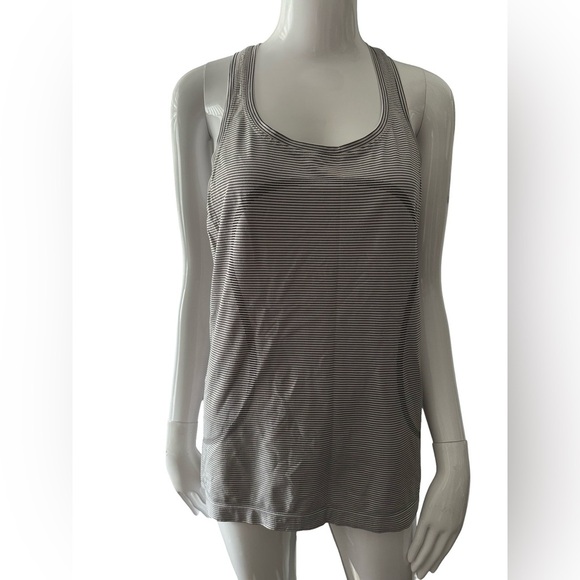 Lululemon Athletica Swiftly - Picture 5 of 6